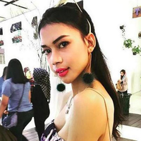 meme-detikhot-dinda-syarif-di-ganasnya-gerbong-krl-wanita