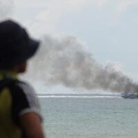 99-korban-km-mutiara-sentosa-i-diberangkatkan-ke-surabaya