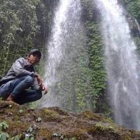 ada-arca-mr-quotpquot-di-candi-cetho