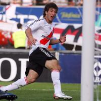 sepak-bola-meningitis-dan-karier-luar-biasa-gonzalo-higuain
