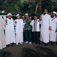 di-saudi-habib-rizieq-juga-ceramah-di-depan-wni-di-madinah