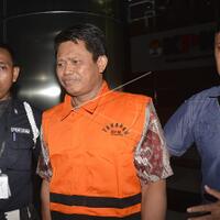 sugito-ditunggu-tamu-saat-rapat-dengan-mendes-pdtt