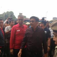 djarot-cek-kesiapan-terminal-kampung-melayu