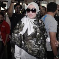 polisi-limpahkan-berkas-firza-husein-ke-kejati-dki