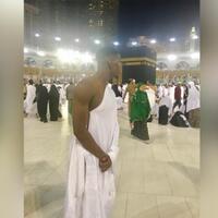 unggah-foto-dan-video-saat-umrah-paul-pogba-panen--like