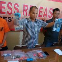 begini-modus-dhika-si-mucikari-online-saat-menjajakan-psk-di-forum-sensor