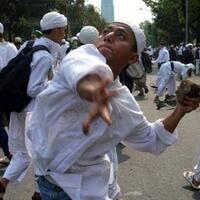 duh-mengapa-pastor-gilbert-ikut-ikutan-usik-fpi-dan-habib-rizieq