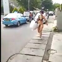 wanita-di-jakarta-terekam-belanja-dalam-kondisi-tanpa-busana-videonya-geger