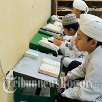 tanpa-ponsel-santri-di-ponpes-tahfidz-mampu-hapal-30-juz-selama-ramadan
