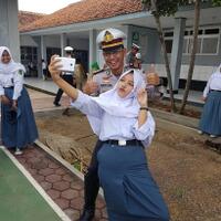 photo-challenge-narsis-bareng-polisi-part-2