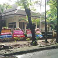 ptun-dibanjiri-karangan-bunga-harapan