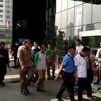 resmi-ditahan-enam-tersangka-suap-dprd-jatim-tutup-mulut