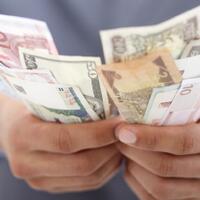 ingin-ajukan-pinjaman-tanpa-agunan-perhatikan-biaya-biaya-ini