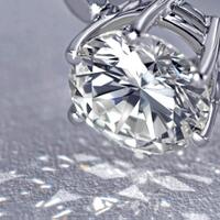 ternyata-investasi-batu-berlian-menguntungkan-loh-no-5-paling-untung