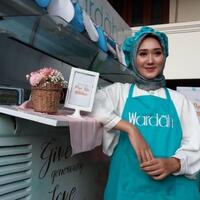 diet-saat-puasa-dian-pelangi-hanya-makan-ikan-dan-oatmeal