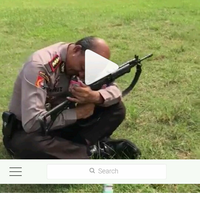 luar-biasa-gan-polisi-ini-mampu-menembak-target-sambil-membelakanginya