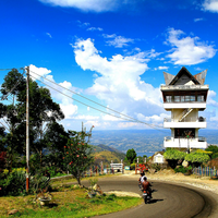 quotmenara-pandang-telequot-cara-asik-menatap-danau-toba-dari-ketinggian