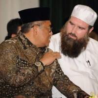 aher-perkenalkan-jabar-ke-syeikh-abduraheem