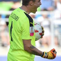 irossoneri-2016922017-we-ve-got-the-devil-in-us--grazieberlusconi---part-1