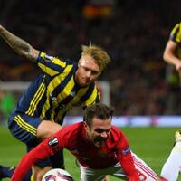 ac-milan-dan-arsenal-bersaing-perebutkan-simon-kjaer