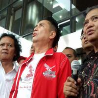 sys-ns-dipolisikan-karena-sebut-pansus-angket-nggak-waras