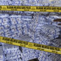 bareskrim-geledah-ruangan-dirut-pt-garam