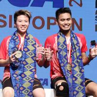 pindah-arena-owi-butet-pun-juara