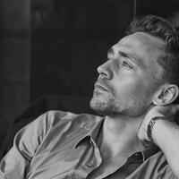 mereka-memandang-ku-rendah