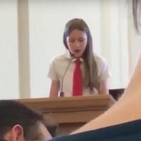 remaja-12-tahun-blak-blakan-mengaku-lesbian-di-depan-jemaat-gereja
