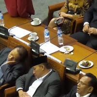 dpr-ancam-setop-anggaran-kpk-polri