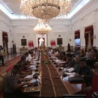 presiden-memastikan-harga-bbm-tak-naik