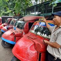 jakarta-soekarno-dan-nasib-bemo