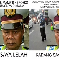 polisi-ini-mendadak-viral--jadi-meme-mudik-dengan-tagar-kadangsayalelah