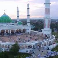 4-masjid-berkubah-paling-megah-di-indonesia