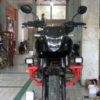 adu-ganteng-dan-tenaga-motor-150cc-sport-kekinian