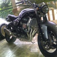 adu-ganteng-dan-tenaga-motor-150cc-sport-kekinian