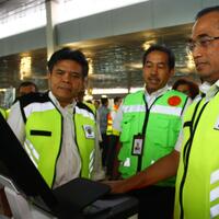 tahun-depan-menhub-ingin-alihkan-pemudik-jalur-darat-ke-udara-dan-laut