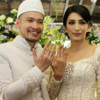 tyas-mirasih-masak-air-saja-hangus-untung-suaminya-pengertian