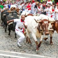 melihat-festival-san-fermin-spanyol