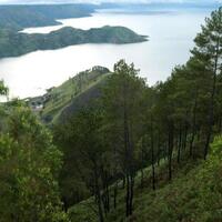 rogoh-rp-134-t-china-mau-bangun-rel-kereta-medan-danau-toba