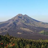 4-geopark-di-indonesia-dengan-pemandangan-yang-luar-biasa