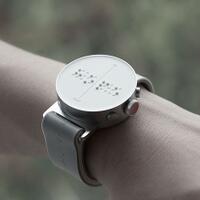 title-braille-smartwatch---jam-unik-ini-dibuat-dengan-huruf-braille-lho