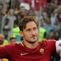 totti-resmi-putuskan-pensiun-dan-jadi-direktur-roma