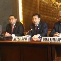 novanto-siap-mengikuti-proses-hukum