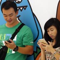 6-cara-agar-smartphone--sosmed-tak-sampai-sabotase-hubungan-asmara