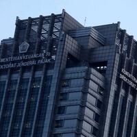 larikan-uang-ke-bank-singapura-wni-tetap-bakal-dikejar-pajak