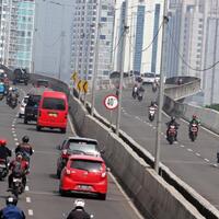 polisi-ancam-sita-motor-yang-nekat-terobos-jlnt-casablanca