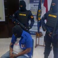 dua-pria-tertangkap-selundupkan-sabu-ke-lapas-kedungpane