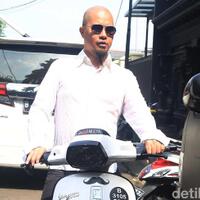 belum-lunasi-utang-ke-pedagang-pasar-ahmad-dhani-berkicau-soal-dana-haji