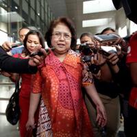 kpk-periksa-elza-syarief